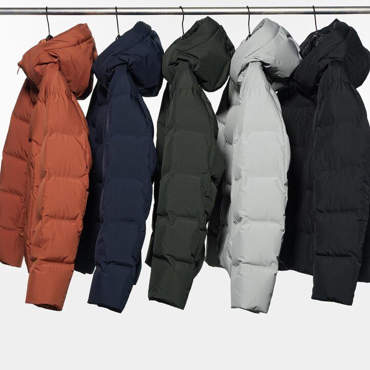 hellgraue nahtlose 3d-daunenjacken von uniqlo für herren