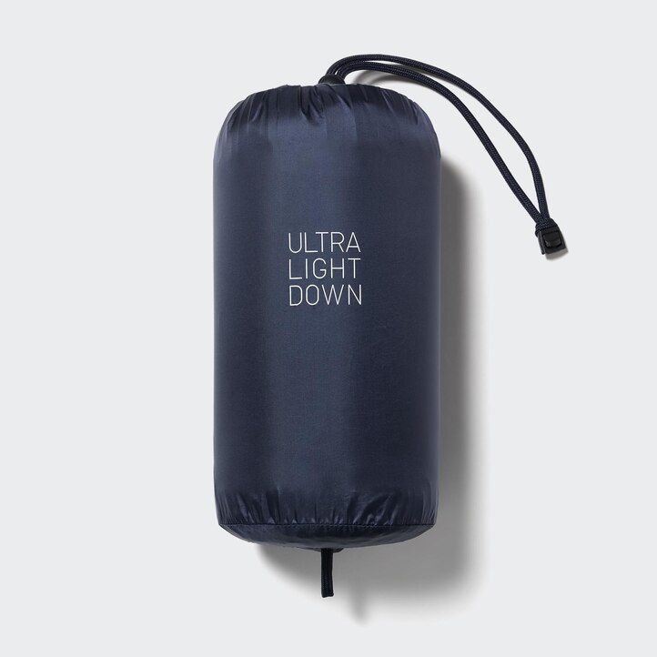 uniqlo ultraleichte daunenjacken für herren in marineblau