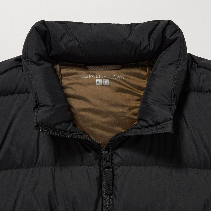 braune uniqlo ultra light daunenjacken für herren mit 3d-schnitt