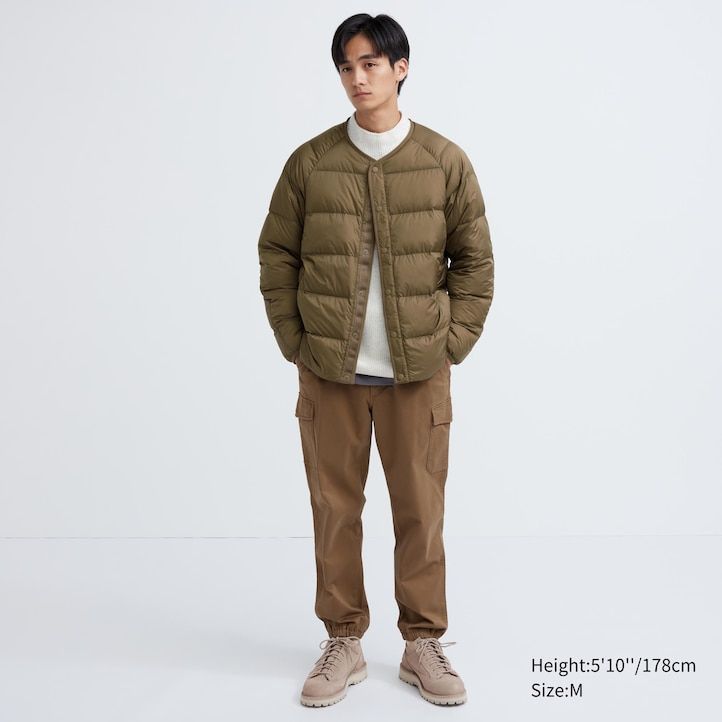 graue herren-daunenjacken von uniqlo aus 100 recycelten materialien
