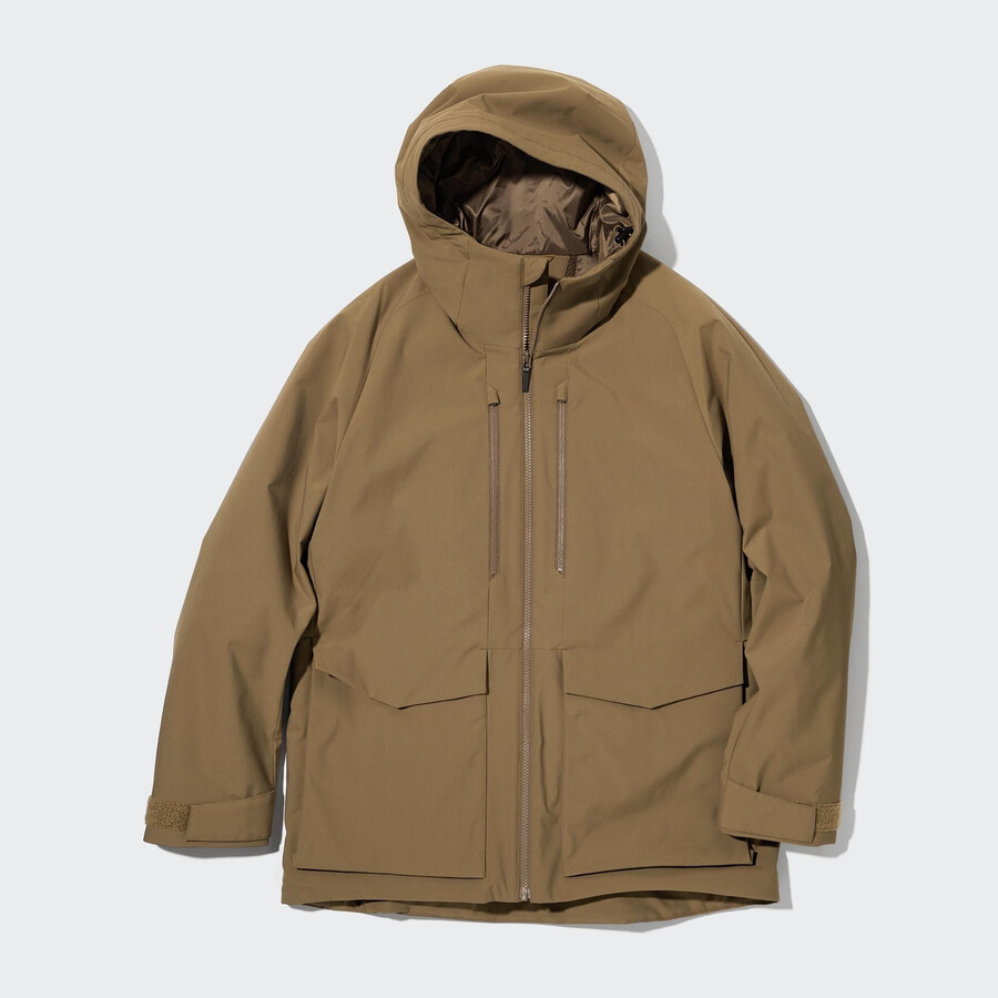 braune uniqlo hybrid-daunenjacken für herren mit 3d-schnitt
