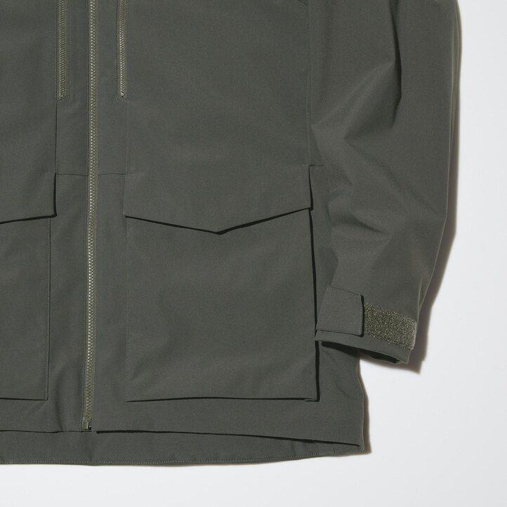braune uniqlo hybrid-daunenjacken für herren mit 3d-schnitt