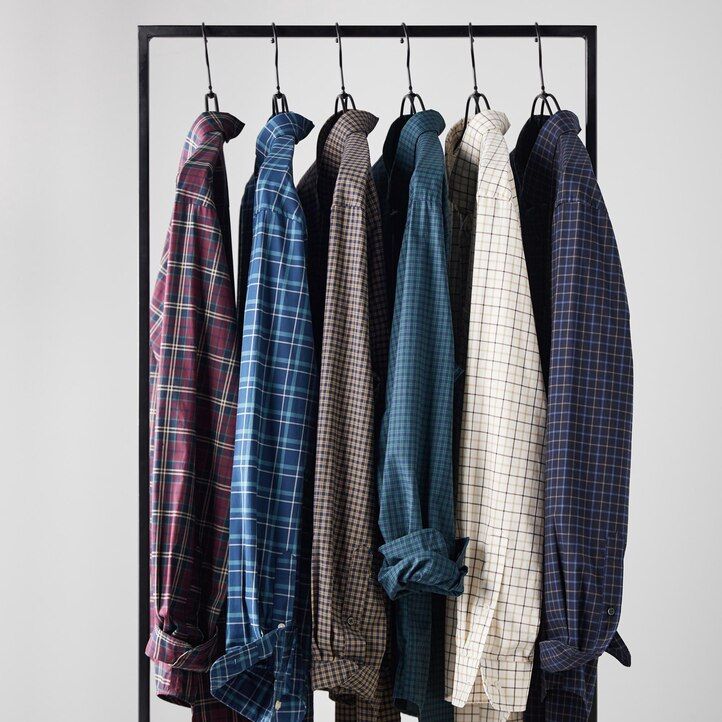 uniqlo herrenhemd aus extrafeinem baumwoll-broadcloth normaler passform kariert mit button-down-kragen weiß