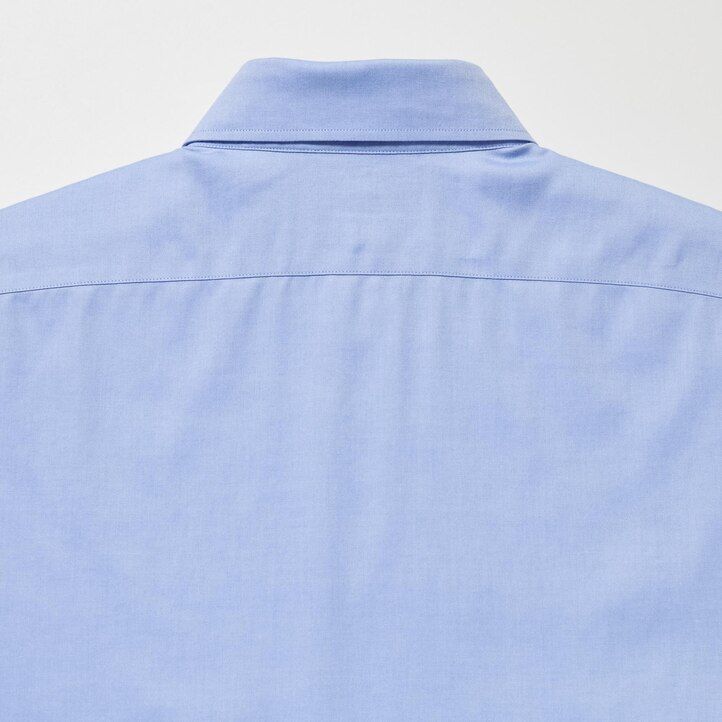 schwarzes uniqlo super non iron slim fit t-shirt mit halbgeschnittenem kragen herrenhemd