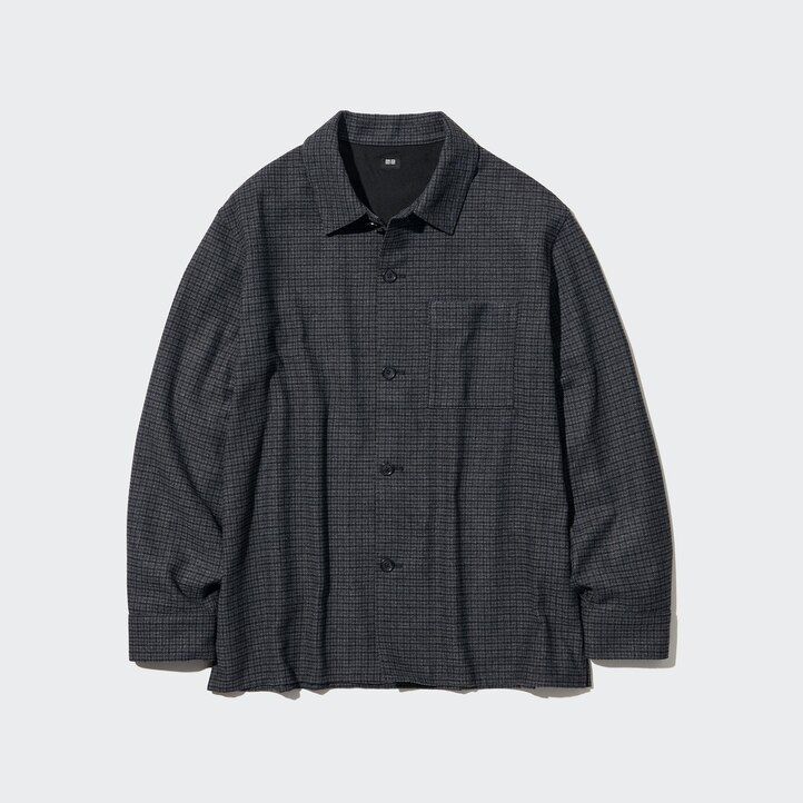 dunkelgraue uniqlo herrenhemden aus gebürstetem twill mit karomuster und langen Ärmeln