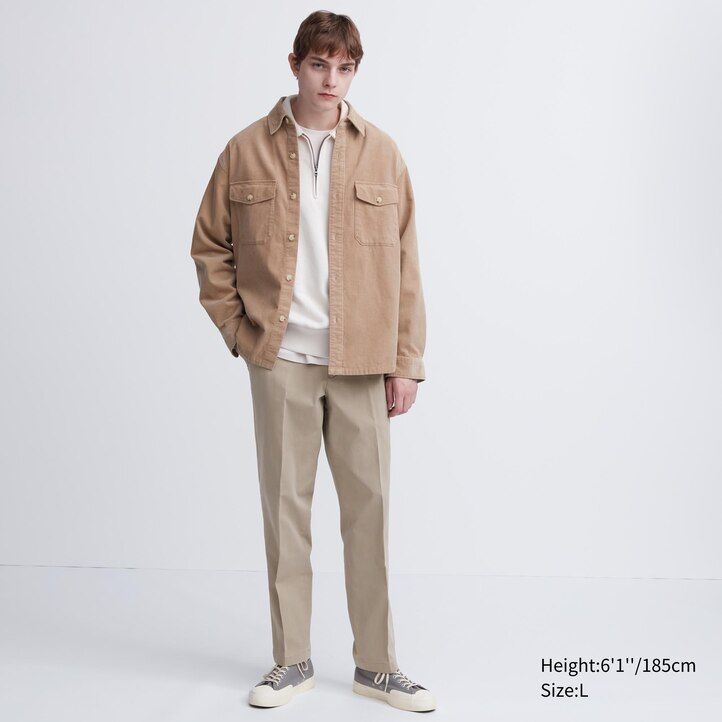 marineblaue uniqlo smart cotton herrenhose in knöchellänge
