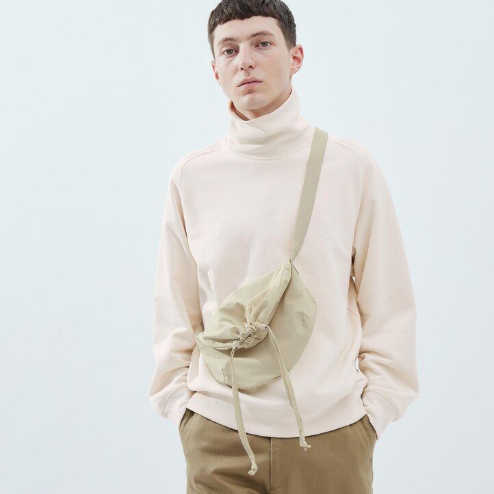 uniqlo mini-turnbeutel für damen grün