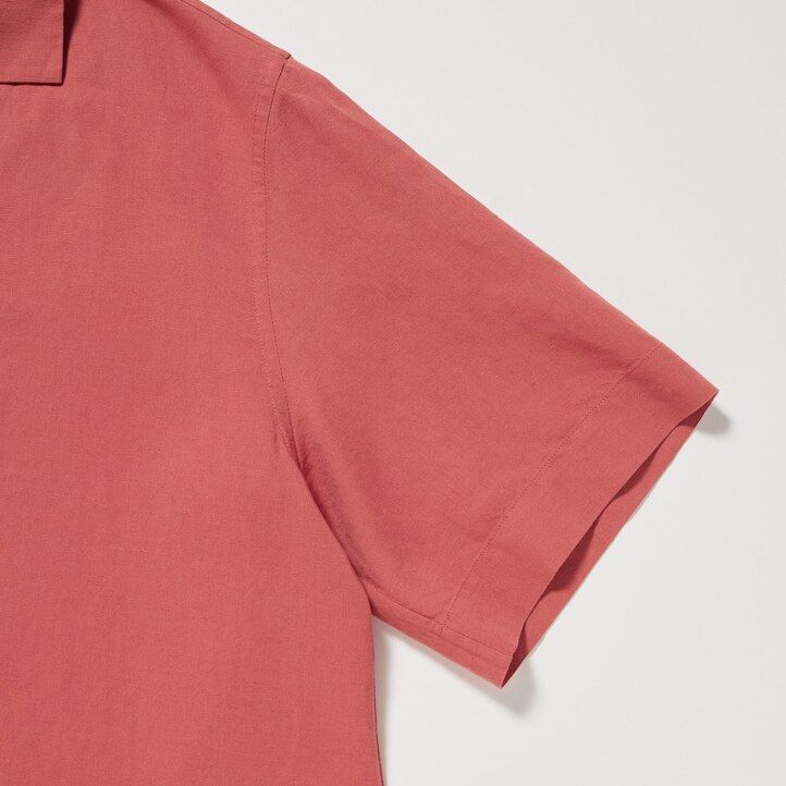 braune damenbluse von uniqlo aus leinenmischung mit offenem kragen und Ärmeln