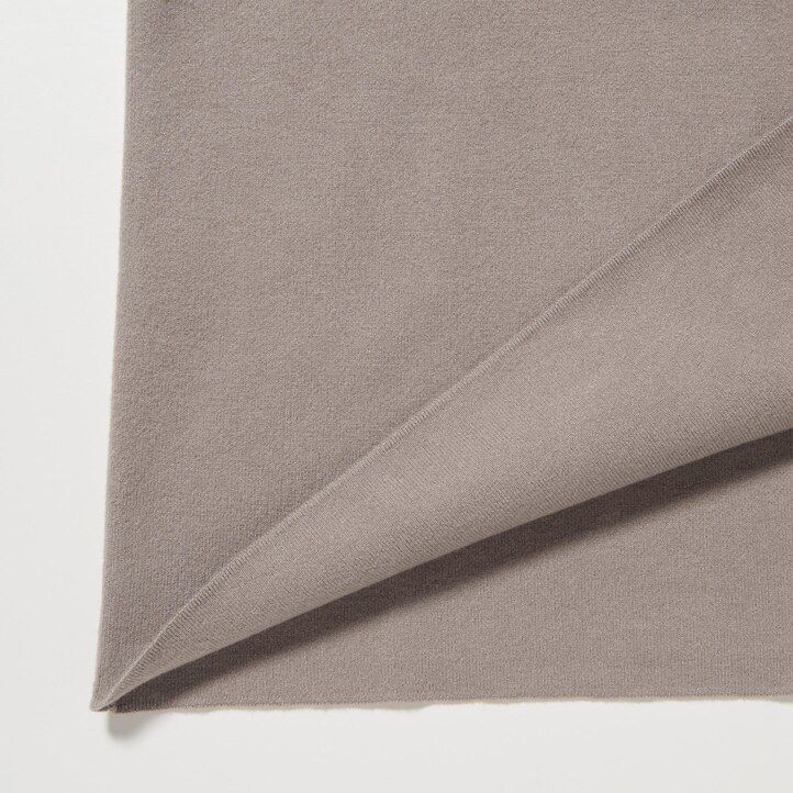 grünes uniqlo souffle garn-kleid für damen mit glatten Ärmeln