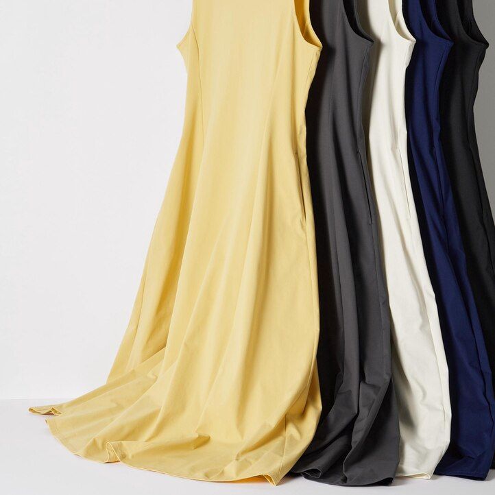 marineblaues ärmelloses uniqlo airism ultra stretch-kleid für damen