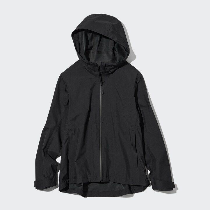 beige uniqlo blocktech damenjacken