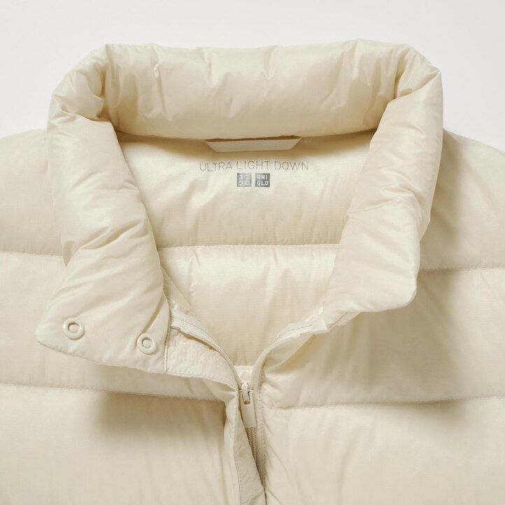 uniqlo ultraleichte daunenjacke für damen beige