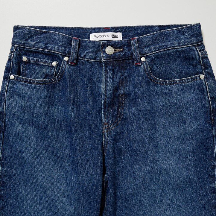 dunkelgraue uniqlo damen-jeans schmal geschnitten gerades bein