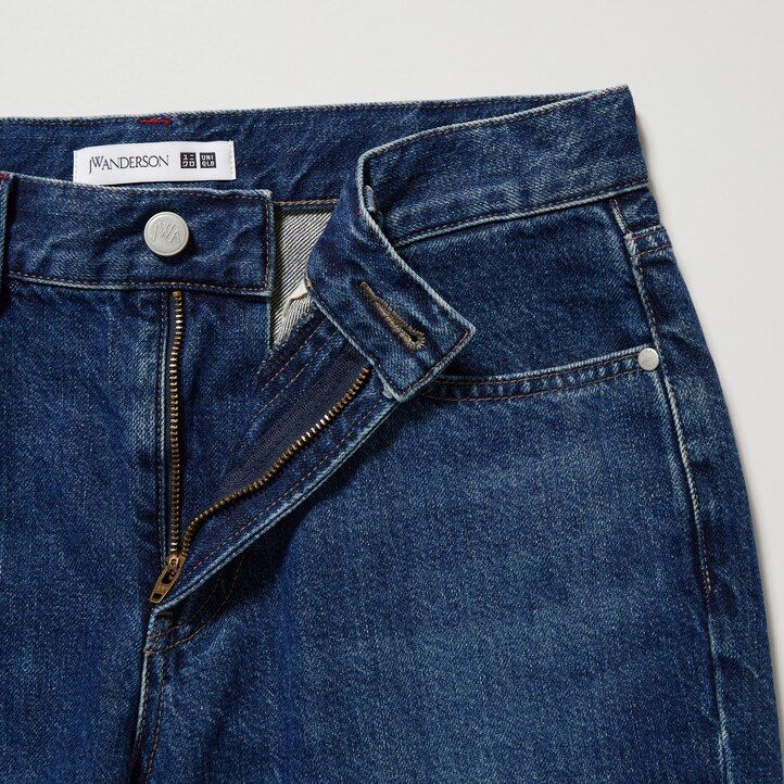 dunkelgraue uniqlo damen-jeans schmal geschnitten gerades bein