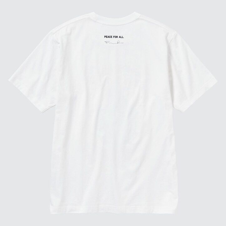 weiße damen-t-shirts von uniqlo mit dem aufdruck „peace for all von francesco risso
