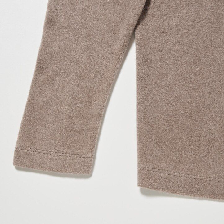 grüne uniqlo heattech fleece-thermo-t-shirts für damen mit rundhalsausschnitt und Ärmeln