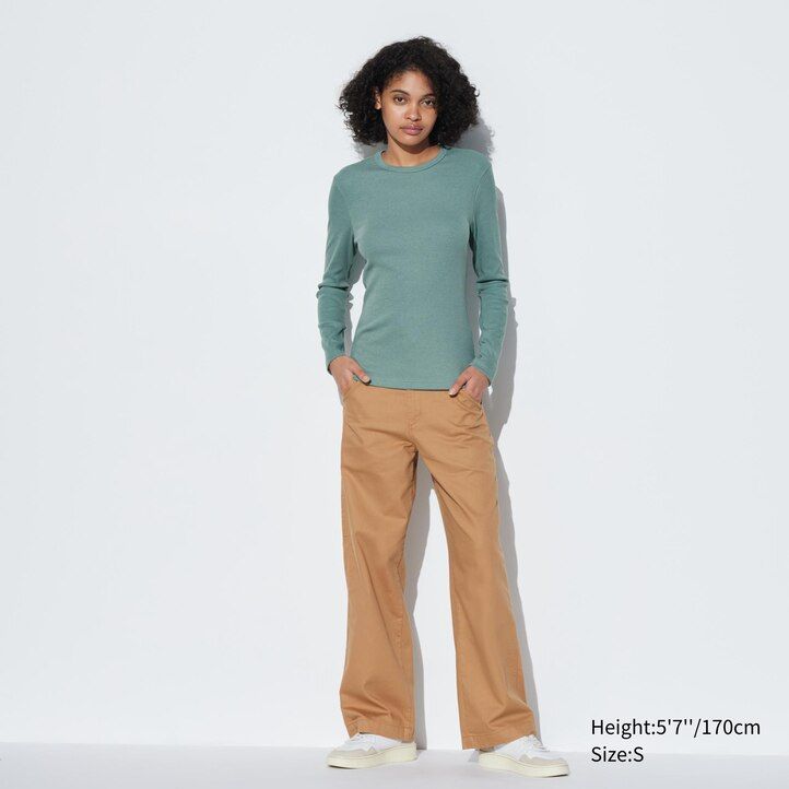 grüne uniqlo damen-t-shirts mit weichem rippstrick rundhalsausschnitt und langen Ärmeln