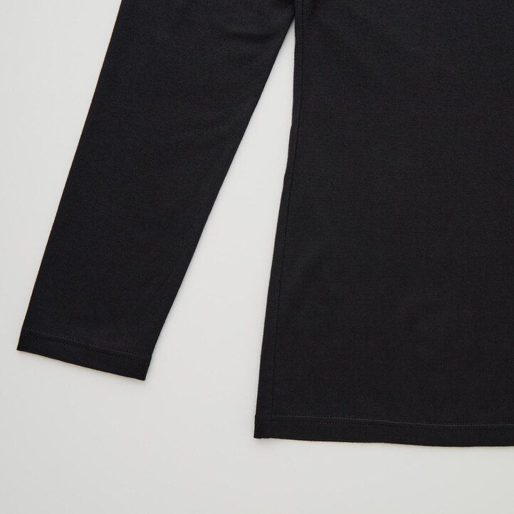 dunkelgraue uniqlo heattech damen-thermo-t-shirts mit rundhalsausschnitt und Ärmeln