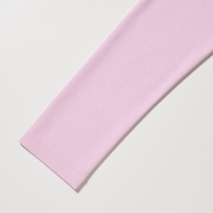 schwarze uniqlo damen-t-shirts aus glatter baumwolle mit stretchanteil und Ärmeln