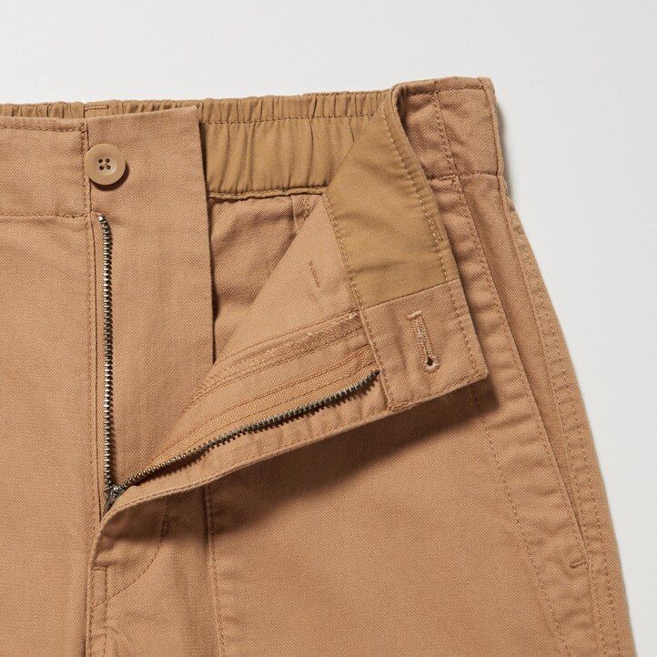 weiße uniqlo damen-bäckerblusen mit weitem bein